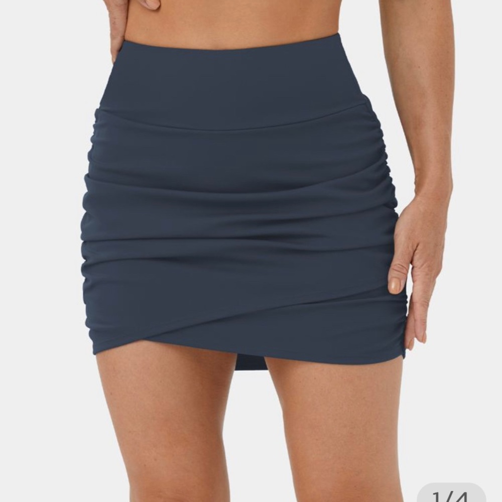 NWT Halara High Waisted Bodycon Side Pocket 2-in-1 Mini Ruched Casual Skirt